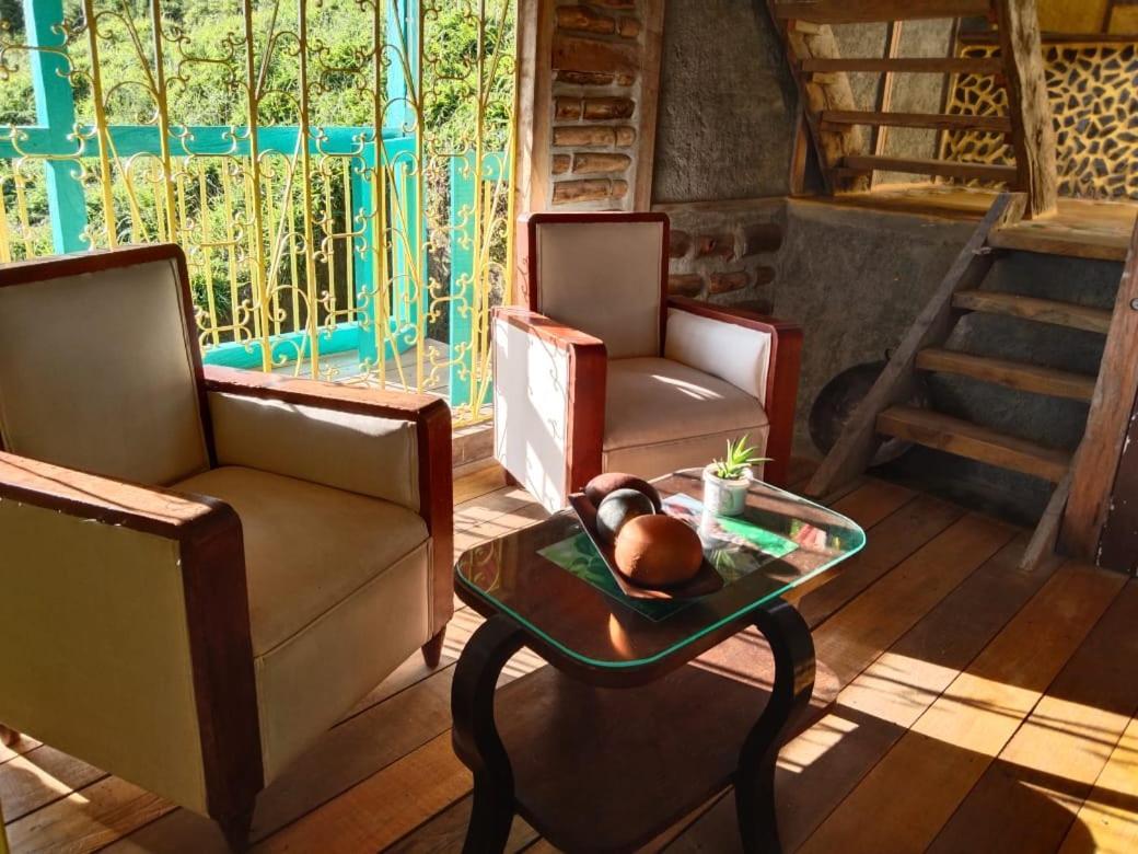 Tarragona Hostal Санта-Роса-де-Кабаль Екстер'єр фото